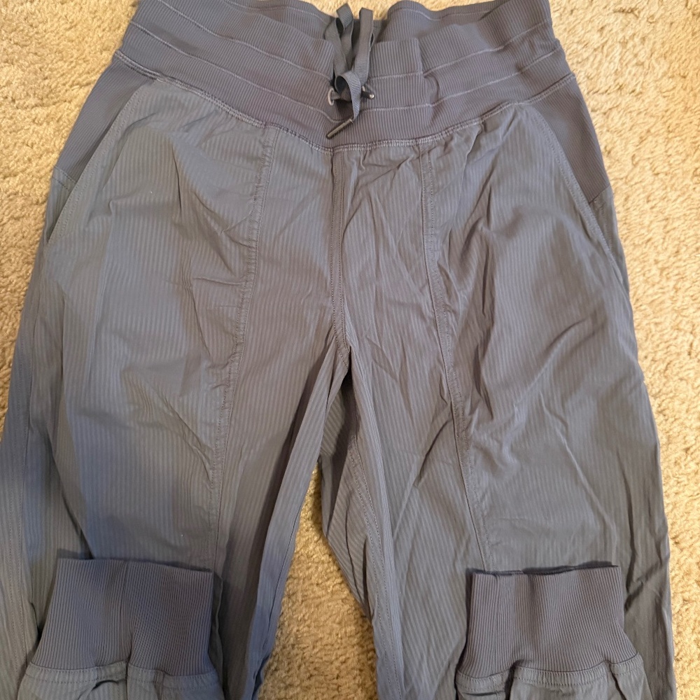 Lululemon dance studio joggers